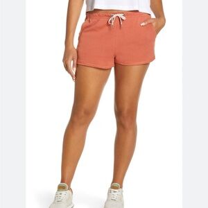 Vuori Women’s Sunnyside Shorts Cinnamon Size XL